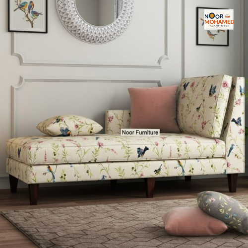 Bracus Chaise Lounge