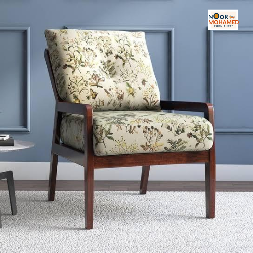 Crisper Lounge Chair