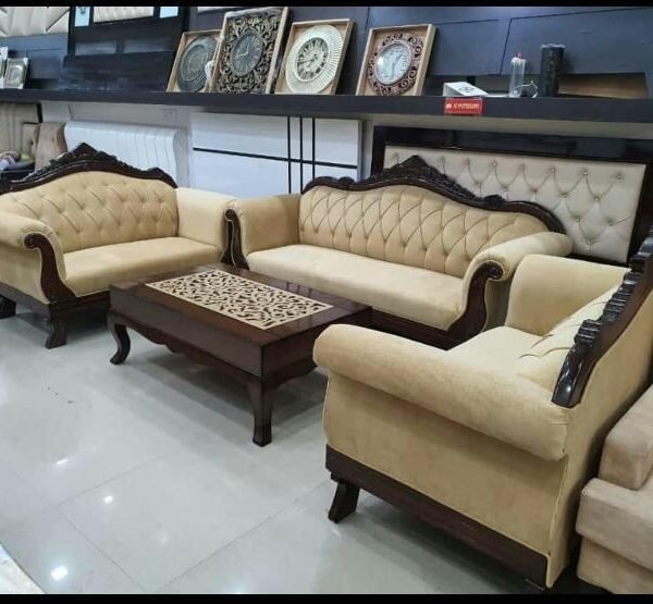Royal corving 3 Seater Living Room Sofa Set with 2 Arm Chairs and 6 Cushions