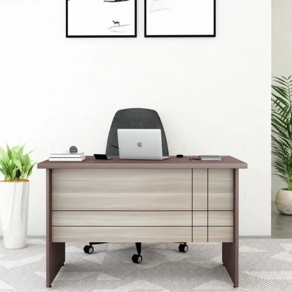 Elif Executive Table